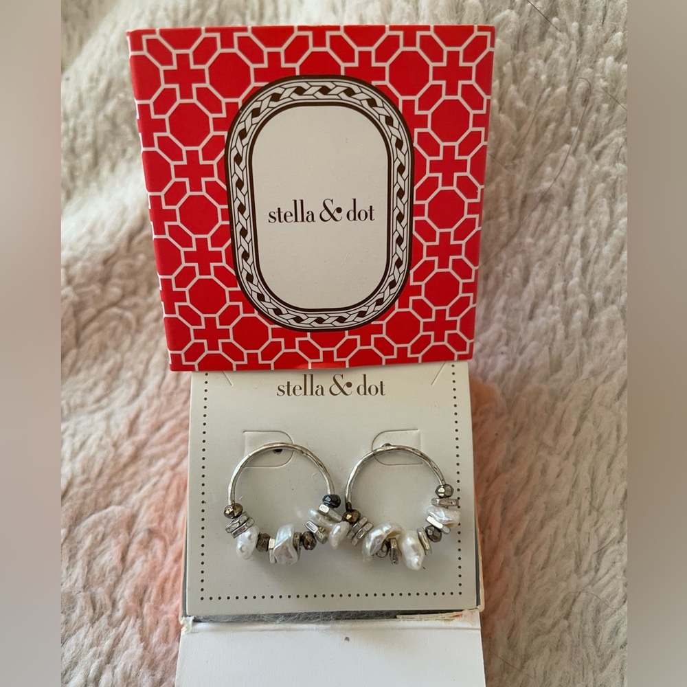 Brand New Stella & Dot Silver shell earrings
